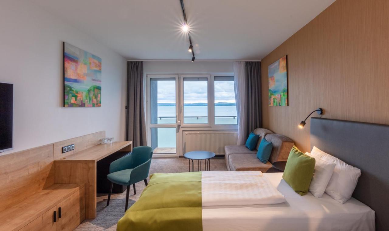 Hotel Otp Balatonszárszó Екстериор снимка